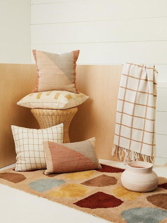Petit Coussin (Cushion)